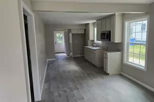 305 Smith St, Dublin, GA 31021 - Photo 8