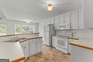 1491 Elena Dr, McDonough, GA 30253 - Photo 18