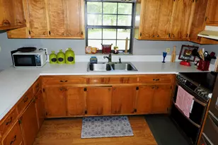 379 Bob Thrift Rd, Saint George, GA 31562 - Photo 10