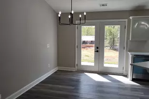 298 Connecticut Ave, Tallapoosa, GA 30176 - Photo 8