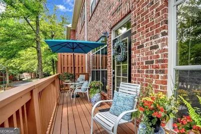 5464 Glenridge View NE, Atlanta, GA 30342 - Photo 20
