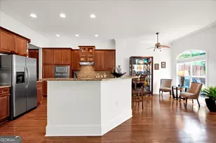 5464 Glenridge View NE, Atlanta, GA 30342 - Photo 6