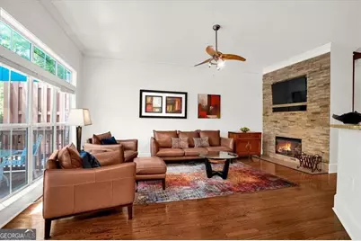 5464 Glenridge View NE, Atlanta, GA 30342 - Photo 22