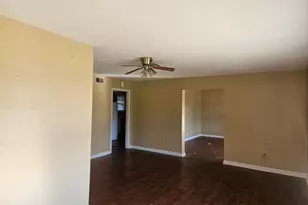 818 Robin Hood Trail, Statesboro, GA 30458 - Photo 2