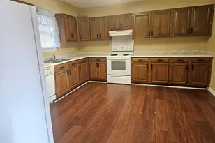 818 Robin Hood Trail, Statesboro, GA 30458 - Photo 4