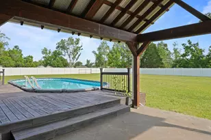 415 Walter St, Odum, GA 31555 - Photo 38