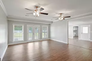 415 Walter St, Odum, GA 31555 - Photo 18