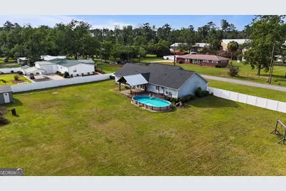 415 Walter Street, Odum, GA 31555 - Photo 36