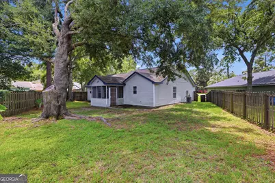 108 Clinton Court, Saint Marys, GA 31558 - Photo 4
