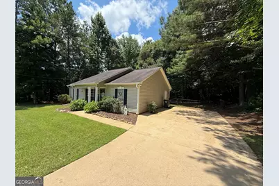 425 Hampton Green Drive, Lagrange, GA 30240 - Photo 2