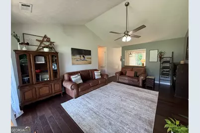425 Hampton Green Drive, Lagrange, GA 30240 - Photo 8