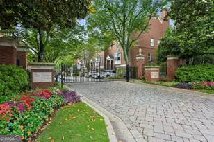 3685 Peachtree Rd NE, Atlanta, GA 30319 - Photo 2