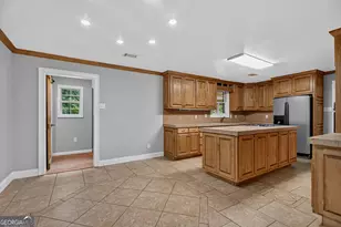 150 Glenda Dr, Lagrange, GA 30241 - Photo 8