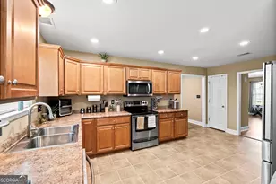 222 Olde Hickory Cir, Bonaire, GA 31005 - Photo 18
