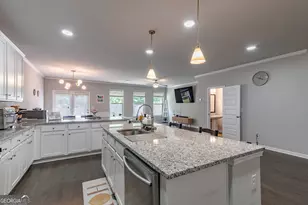 2463 Shetley Creek Dr, Norcross, GA 30071 - Photo 6