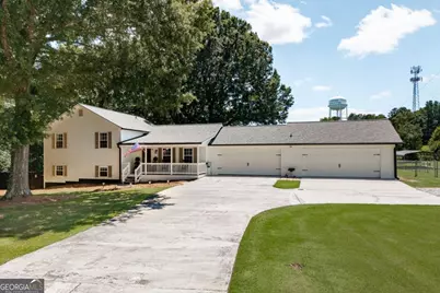 483 Whispering Oaks Drive, Statham, GA 30666 - Photo 2