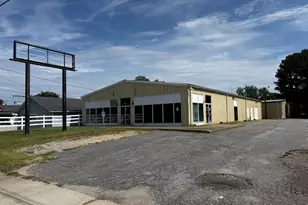 141 W May St, Winder, GA 30680 - Photo 1