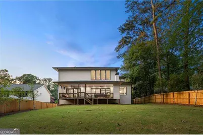 680 Carriage Drive, Sandy Springs, GA 30328 - Photo 54
