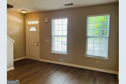 4014 Carisbrook Drive, Union City, GA 30291 - Photo 8