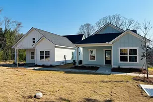 9 Crown St, Lagrange, GA 30240 - Photo 2
