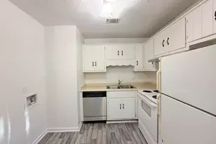 460 Rustwood Dr, Athens, GA 30606 - Photo 4