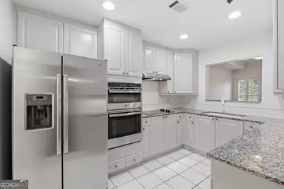 211 Colonial Homes Drive NW #2203, Atlanta, GA 30309 - Photo 12