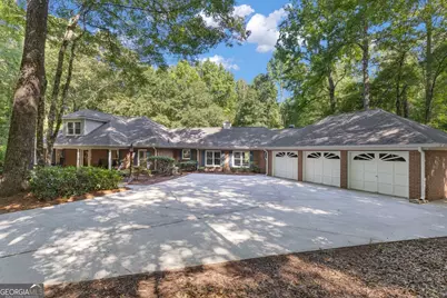 120 Ellenwood Court, Fayetteville, GA 30215 - Photo 2