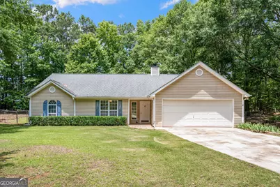 209 Garrison Chase, Senoia, GA 30276 - Photo 1