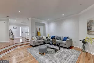 1006 Camden Ct, Atlanta, GA 30327 - Photo 18