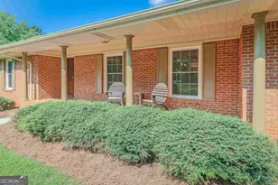 99 Woodvalley Dr, Fayetteville, GA 30215 - Photo 2