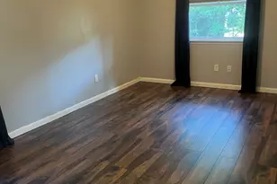 614 1st St, Hinesville, GA 31313 - Photo 14