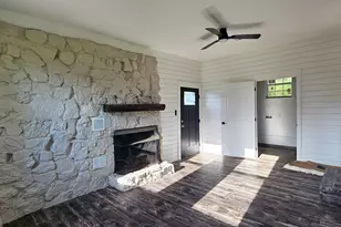 187 Henderson St, Summerville, GA 30747 - Photo 12