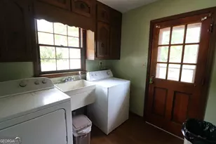 1352 Fairview Rd, Stockbridge, GA 30281 - Photo 16