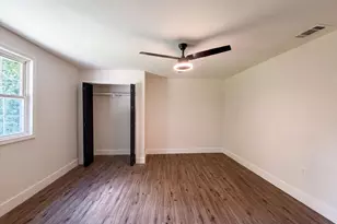470 Oak Dr, Hapeville, GA 30354 - Photo 4