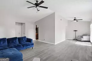 5420 Forest Downs Cir, College Park, GA 30349 - Photo 6