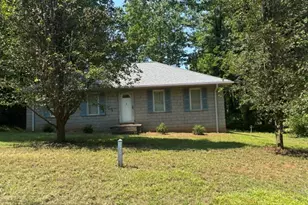 93 Rue Beauregard, Lavonia, GA 30553 - Photo 1