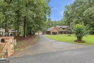 105 Crimson Ridge, Tyrone, GA 30290 - Photo 2