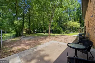 2424 Hanford Dr SW, Atlanta, GA 30315 - Photo 28