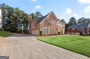 1431 Great Shoals Dr, Lawrenceville, GA 30045 - Photo 2