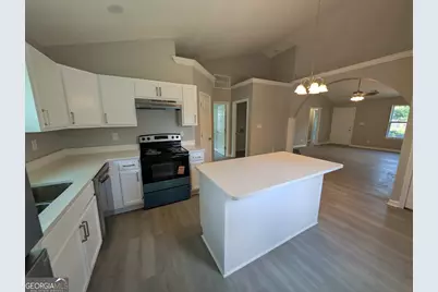 152 Crystal Brook, Griffin, GA 30223 - Photo 6