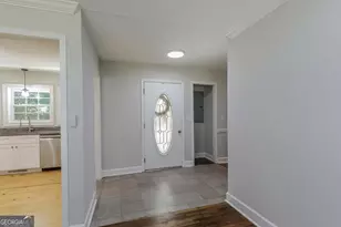403 Oakland Dr, La Fayette, GA 30728 - Photo 4