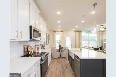 6017 Silverbell Drive, Flowery Branch, GA 30542 - Photo 8