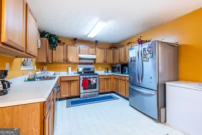 127 Resthaven Drive, Lawrenceville, GA 30044 - Photo 10