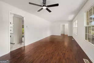 608 Meadowridge Dr, Warner Robins, GA 31093 - Photo 4