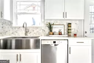 56 Holly Rd, Atlanta, GA 30314 - Photo 20
