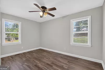 204 S Chilton Crescent, Lagrange, GA 30240 - Photo 14