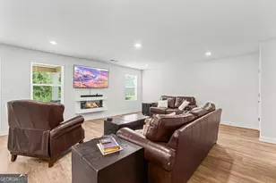 110 Red Barn Ct, Perry, GA 31069 - Photo 6