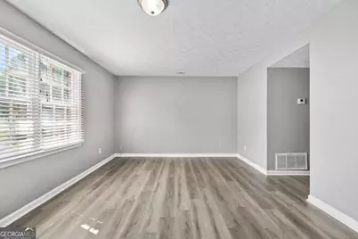 410 Charter Court, Lawrenceville, GA 30046 - Photo 8