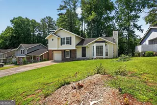2045 Marbut Forest Dr, Lithonia, GA 30058 - Photo 2