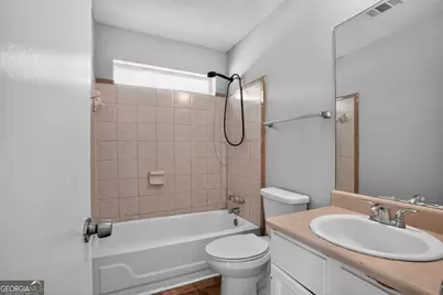 2045 Marbut Forest Drive, Lithonia, GA 30058 - Photo 32